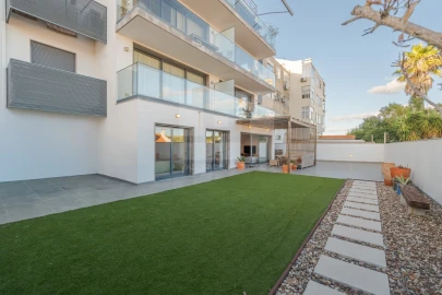 Apartamento T2 para Venda em Algés, Linda-A-Velha e Cruz Quebrada-Dafundo
