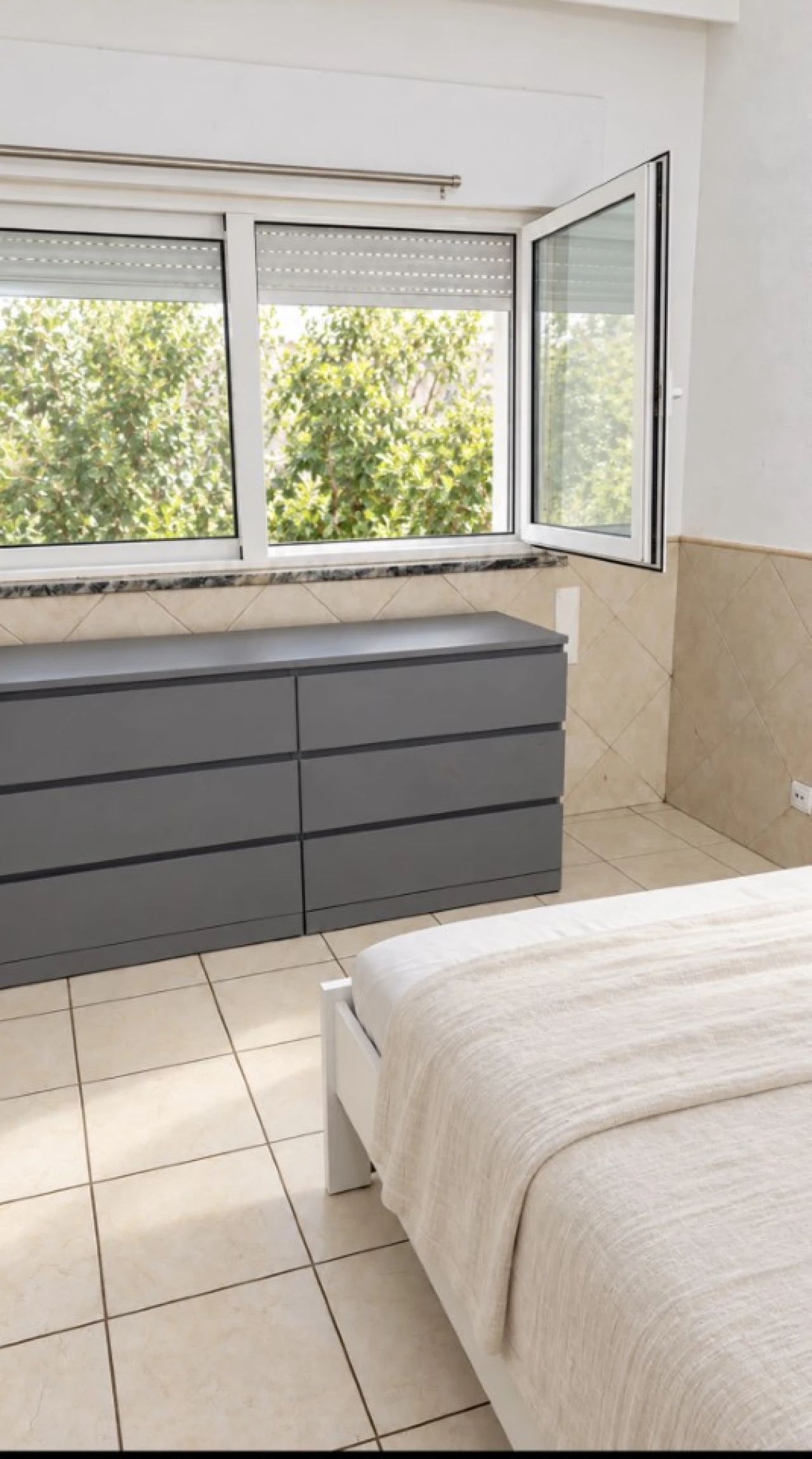 Apartamento T2 para Venda em Quarteira Foto 8