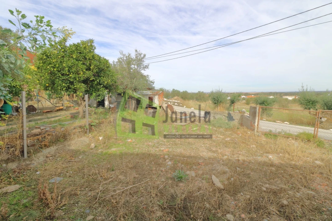 Moradia T4 para Venda em Capelins (Santo Antonio) Foto 35