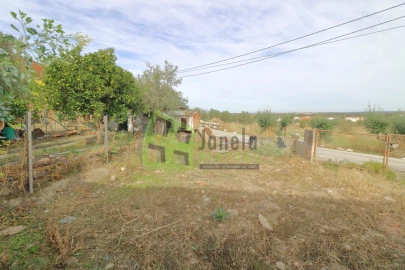 Moradia T4 para Venda em Capelins (Santo Antonio)