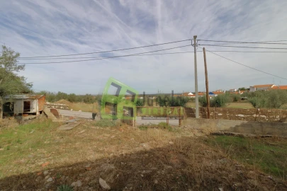 Moradia T4 para Venda em Capelins (Santo Antonio)