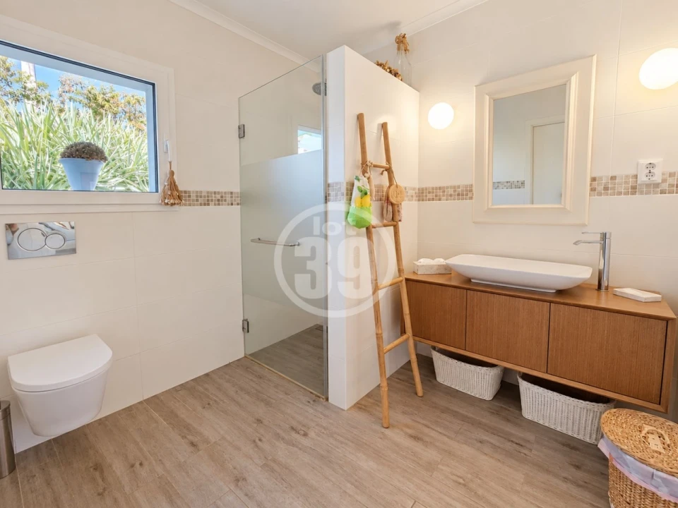 Moradia T4 para Venda em Albufeira e Olhos de Água Foto 24