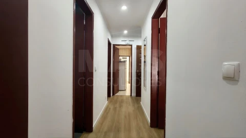 Apartamento T5 para Venda em Nossa Senhora do Pópulo, Coto e São Gregório