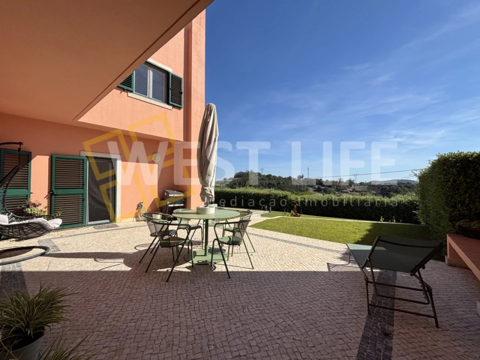 Moradia T3 para Arrendamento em Venda do Pinheiro e Santo Estêvão das Galés Foto 7