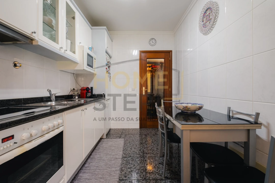 Apartamento T1 para Venda em Santa Marinha e São Pedro da Afurada Foto 6