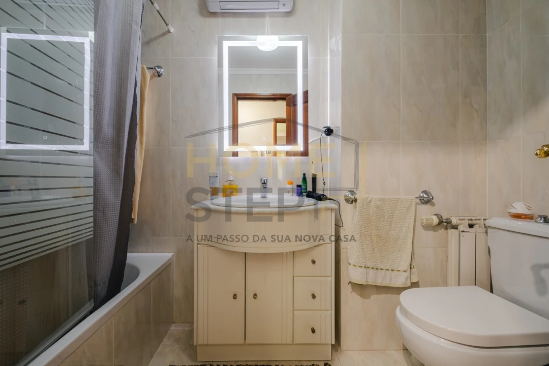 Apartamento T1 para Venda em Santa Marinha e São Pedro da Afurada Foto 8