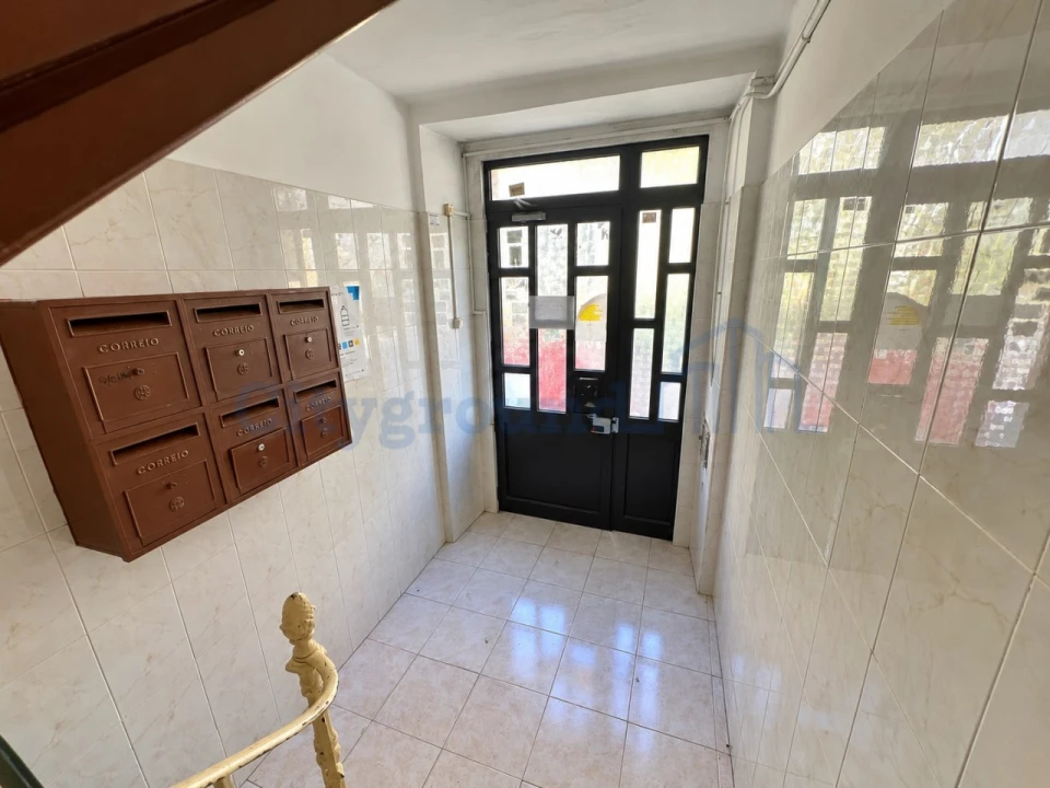 Apartamento T1 para Venda em Penha de França Foto 23