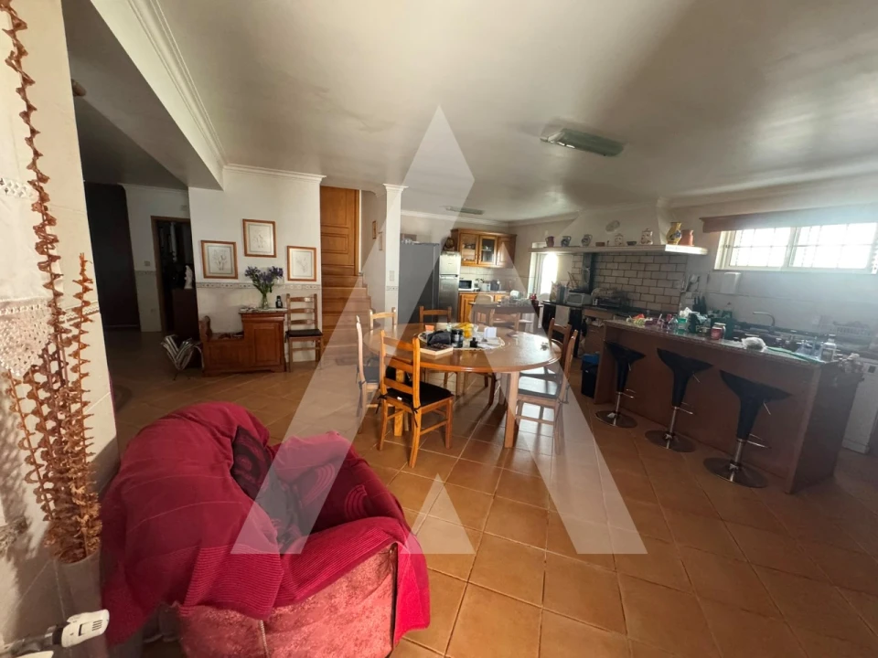 Moradia T4 para Venda em Castro Daire Foto 12