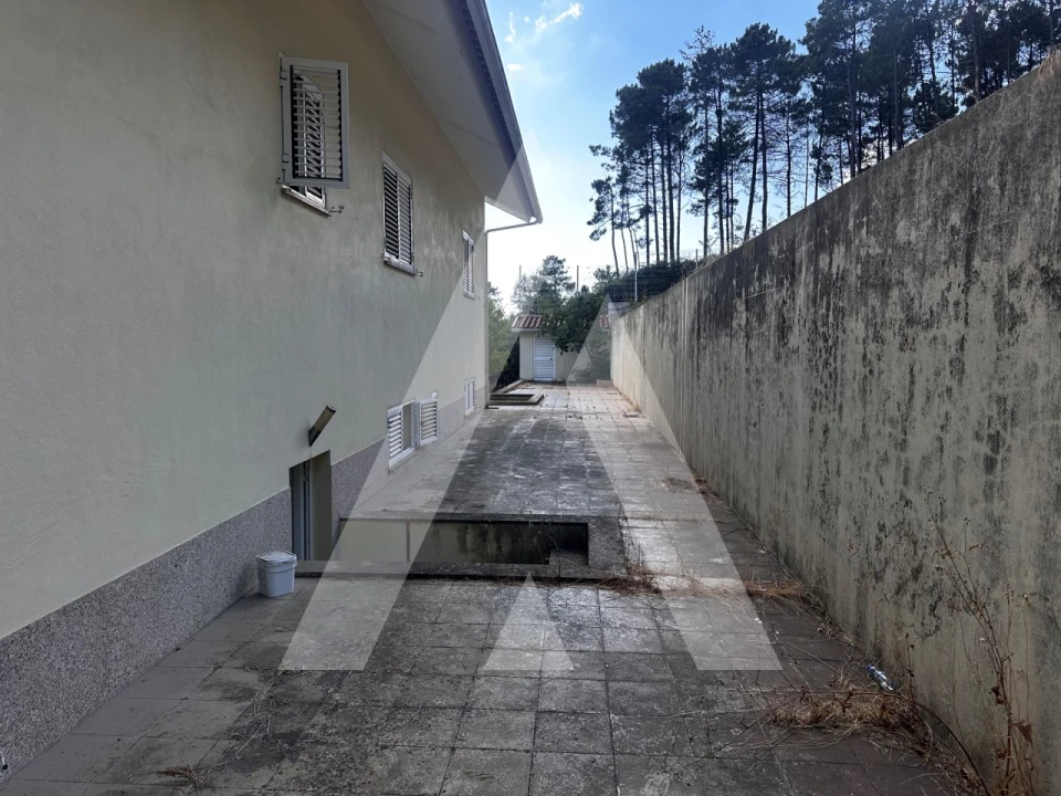 Moradia T4 para Venda em Castro Daire Foto 41