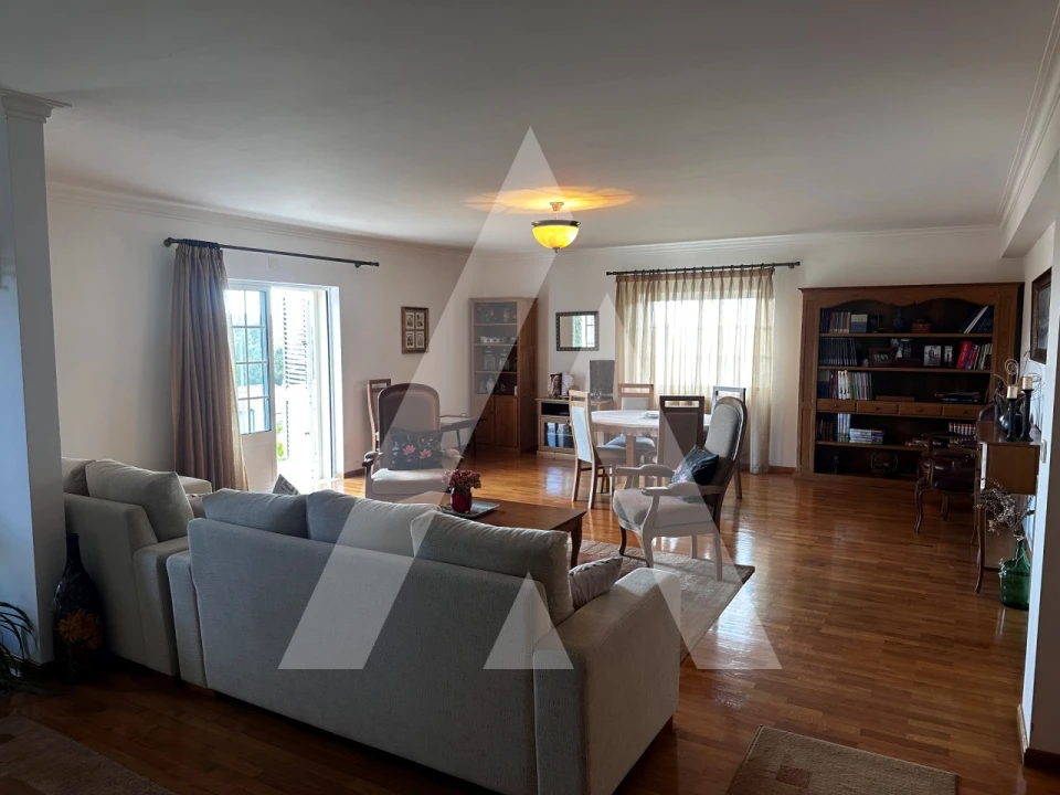 Moradia T4 para Venda em Castro Daire Foto 7