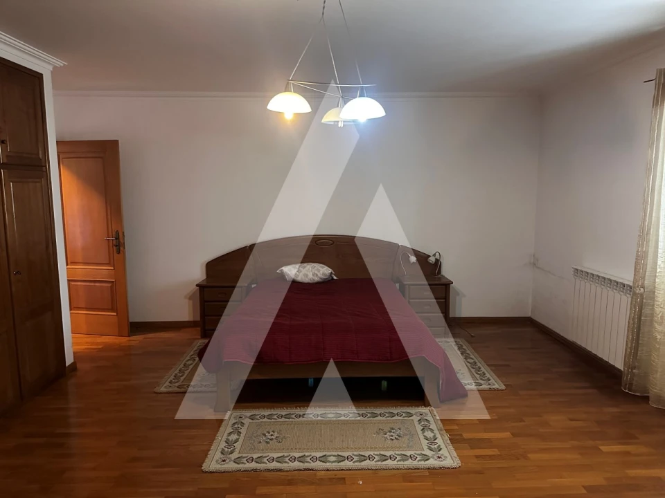 Moradia T4 para Venda em Castro Daire Foto 24
