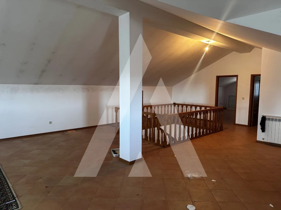 Moradia T4 para Venda em Castro Daire Foto 45