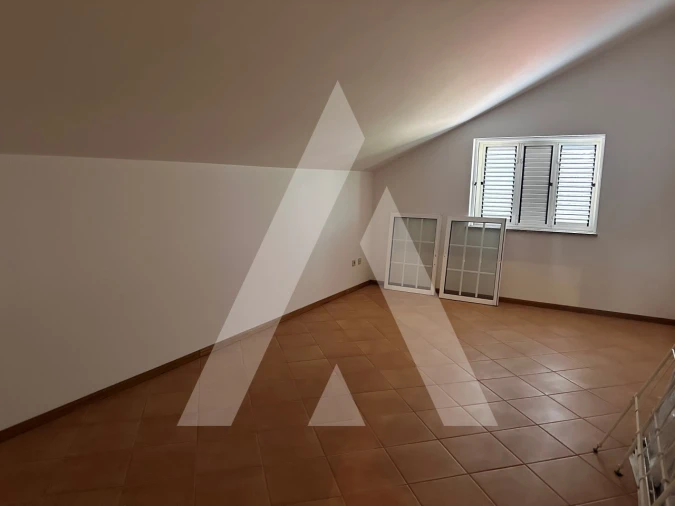 Moradia T4 para Venda em Castro Daire Foto 47