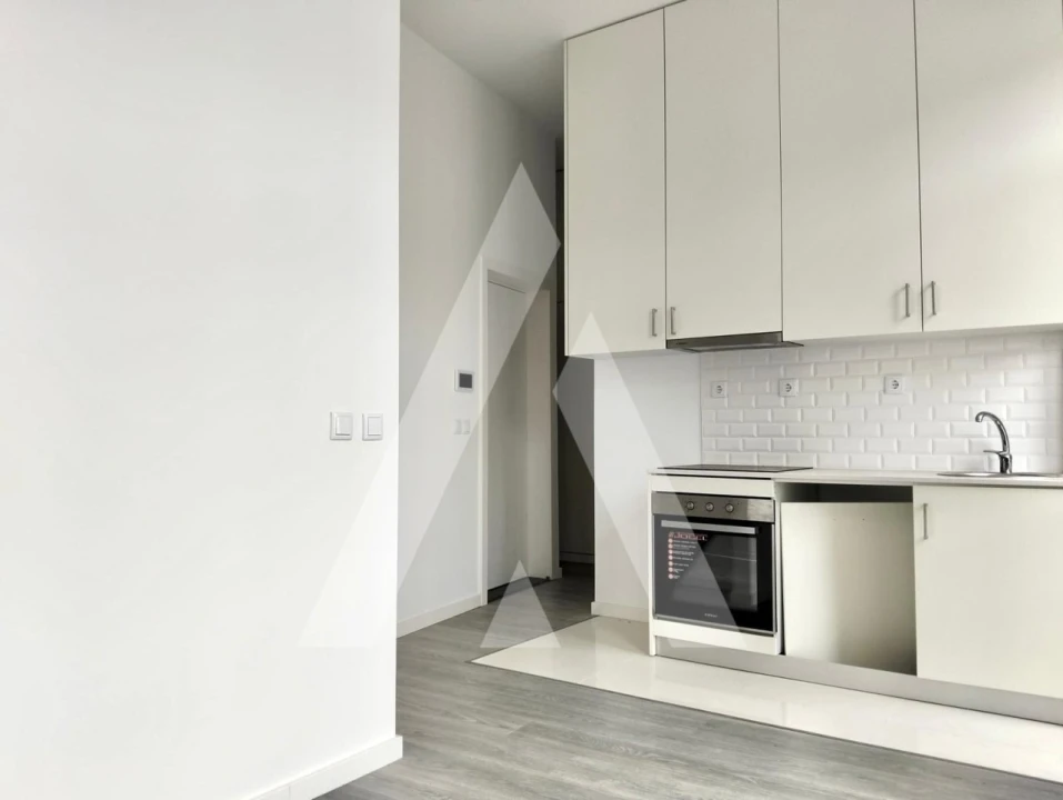 Apartamento T1 para Venda em Santa Maria Maior e Monserrate e Meadela Foto 1