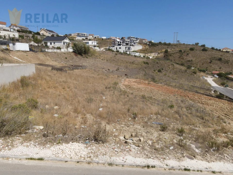 Terreno para Venda em Vialonga Foto 1