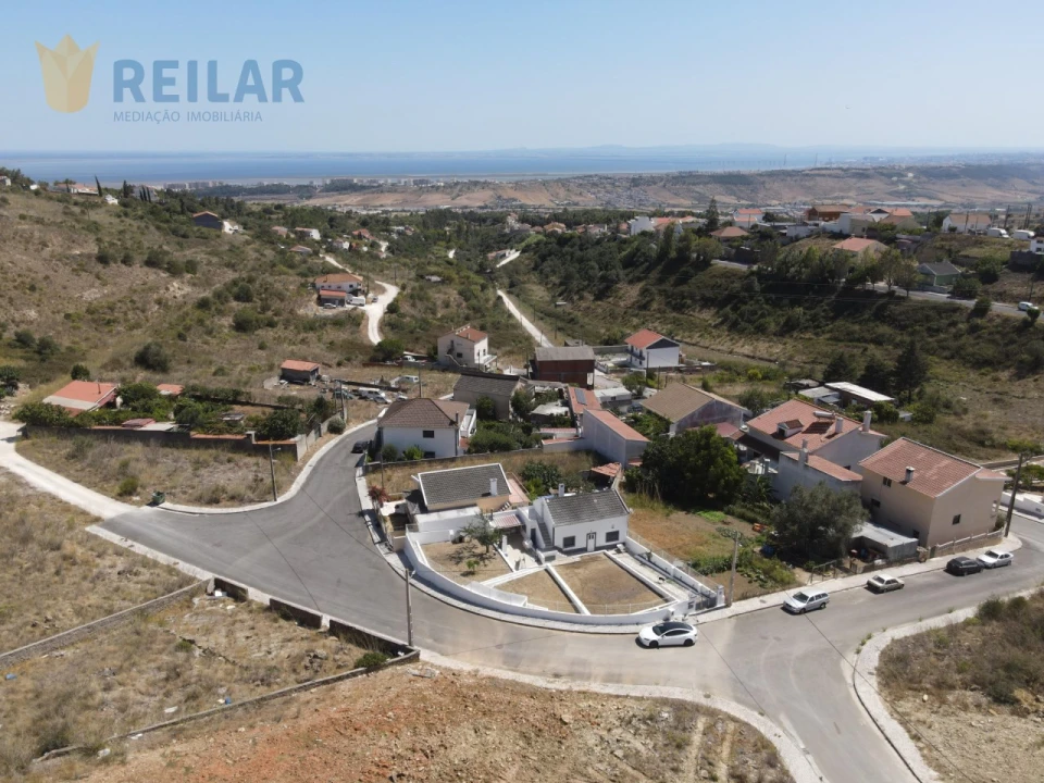 Terreno para Venda em Vialonga Foto 4