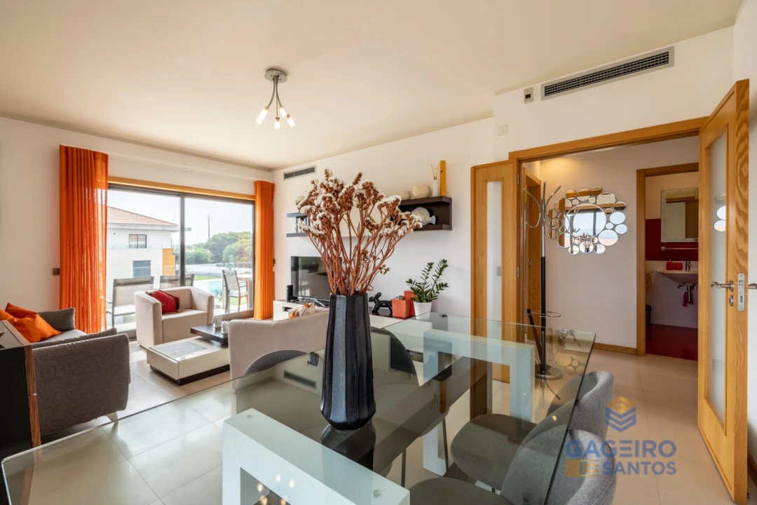 Apartamento T2 para Venda em São Martinho do Porto Foto 6