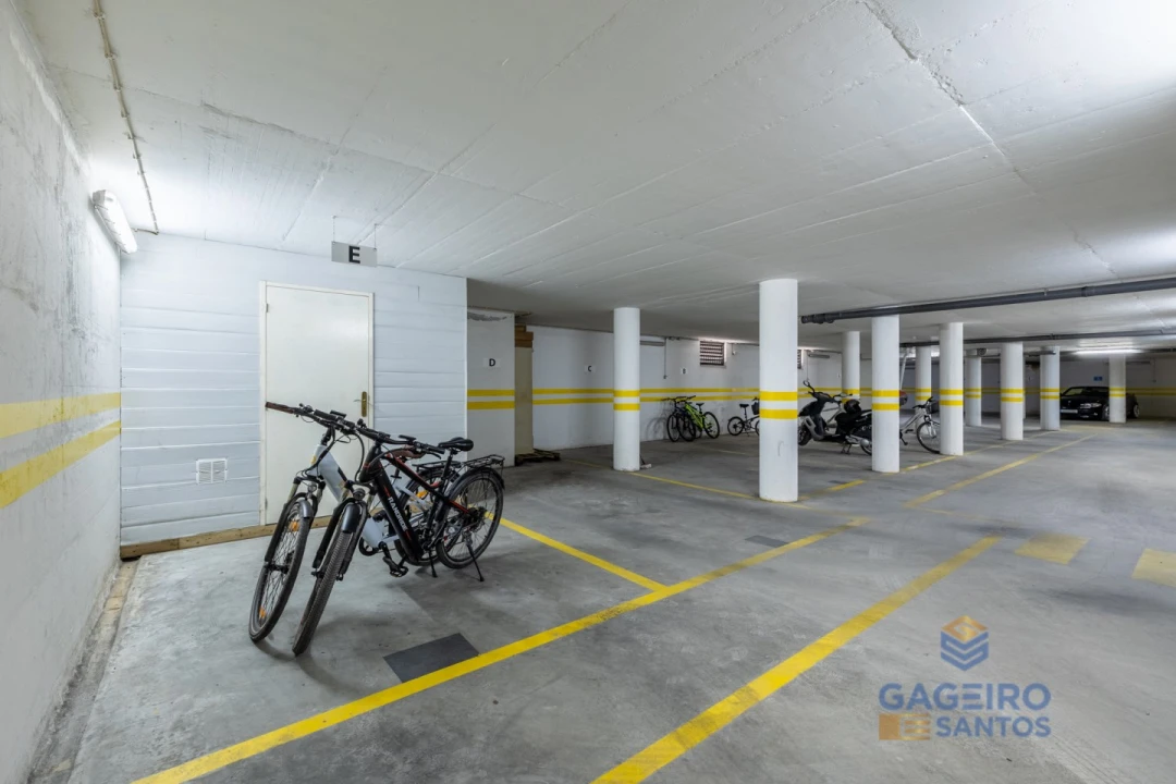 Apartamento T2 para Venda em São Martinho do Porto Foto 34