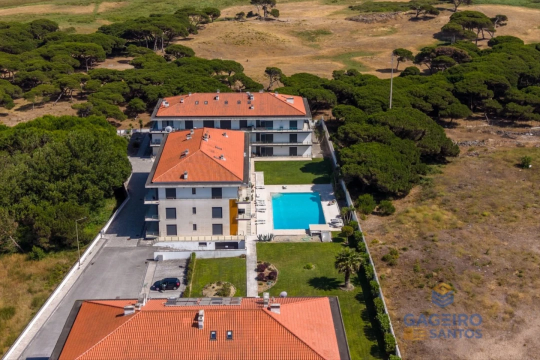 Apartamento T2 para Venda em São Martinho do Porto Foto 37