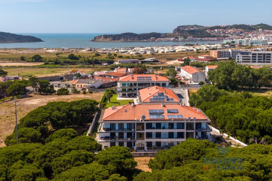 Apartamento T2 para Venda em São Martinho do Porto Foto 38