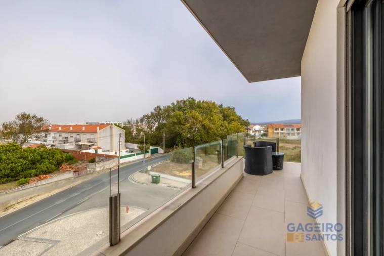 Apartamento T2 para Venda em São Martinho do Porto Foto 30