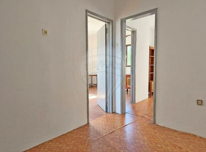 Moradia T2 para Venda em Couço Foto 6