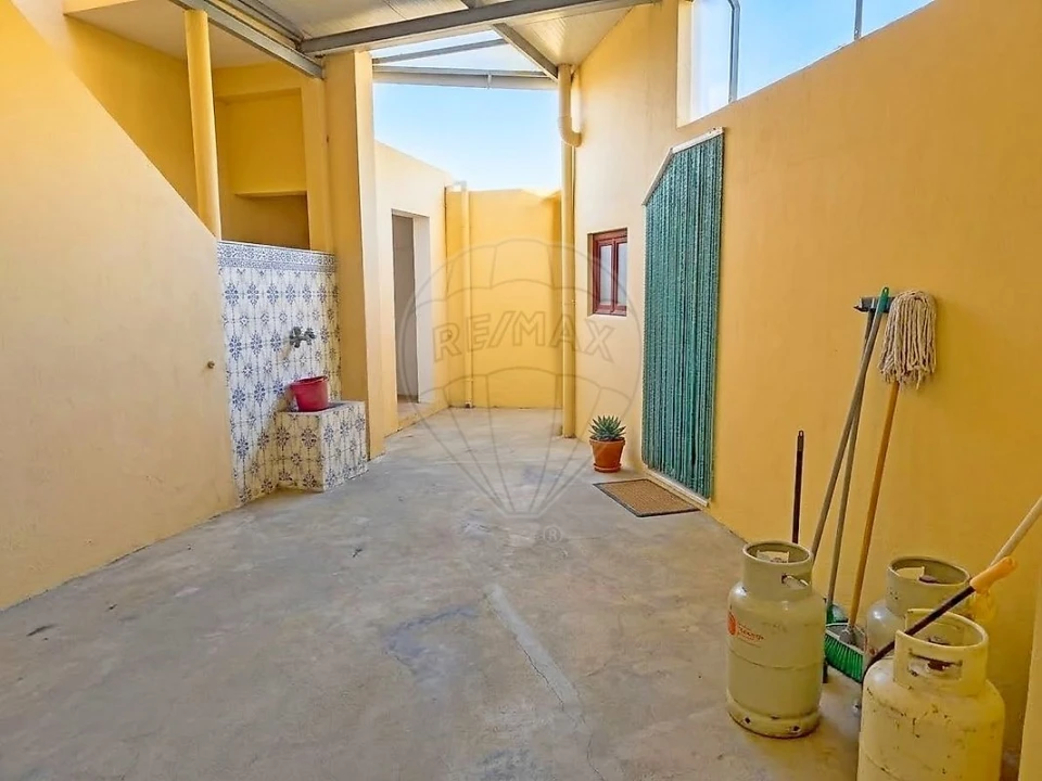 Moradia T2 para Venda em Couço Foto 14