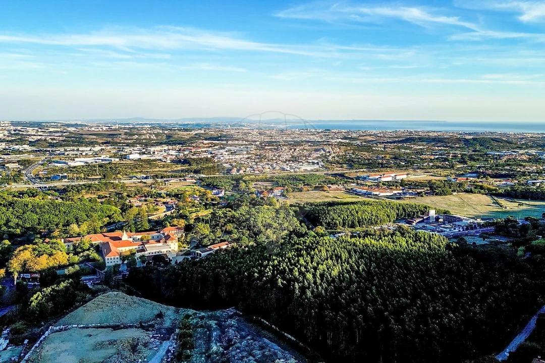 Moradia T5 para Venda em Santa Maria e São Miguel, São Martinho, São Pedro Penaferrim Foto 31