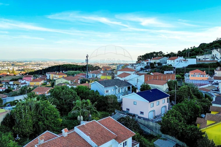 Moradia T5 para Venda em Santa Maria e São Miguel, São Martinho, São Pedro Penaferrim Foto 29