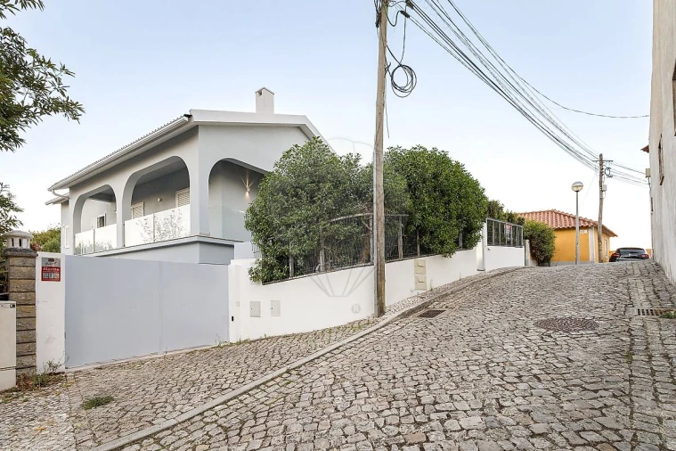 Moradia T5 para Venda em Santa Maria e São Miguel, São Martinho, São Pedro Penaferrim Foto 26