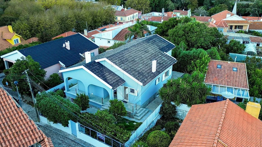 Moradia T5 para Venda em Santa Maria e São Miguel, São Martinho, São Pedro Penaferrim
