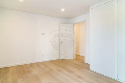 Moradia T3 para Venda em Queluz e Belas