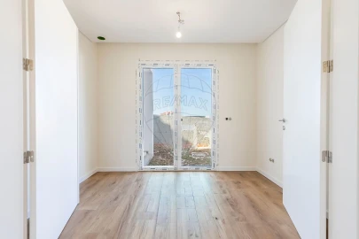 Moradia T4 para Venda em Santa Barbara