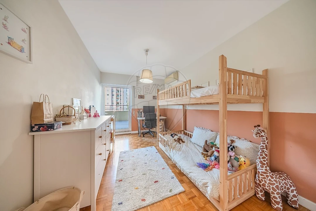 Apartamento T2 para Venda em Algés, Linda-A-Velha e Cruz Quebrada-Dafundo Foto 10