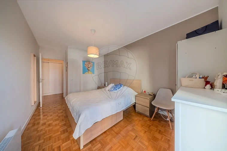 Apartamento T2 para Venda em Algés, Linda-A-Velha e Cruz Quebrada-Dafundo Foto 13