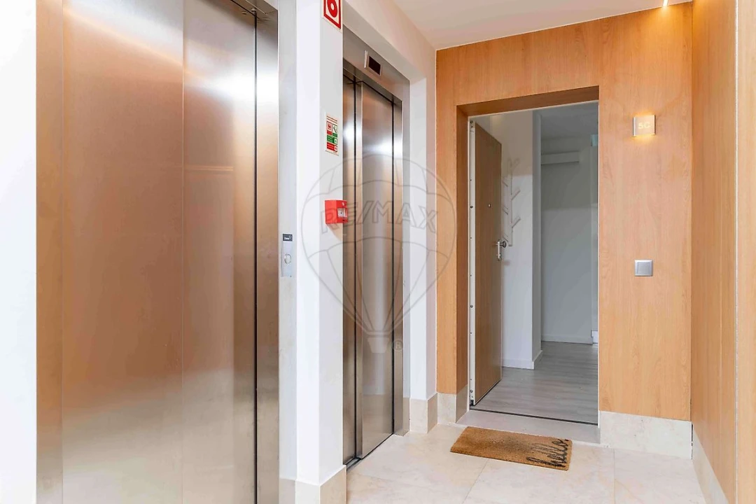 Apartamento T1 para Venda em Venteira Foto 25