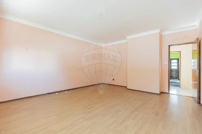 Moradia T4 para Venda em Amora