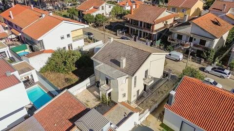 Moradia T4 para Venda em Amora