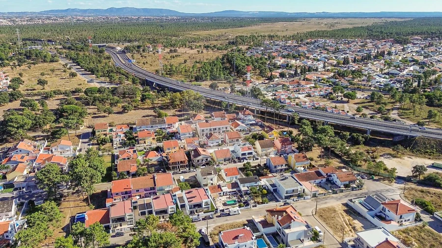 Moradia T4 para Venda em Amora Foto 42