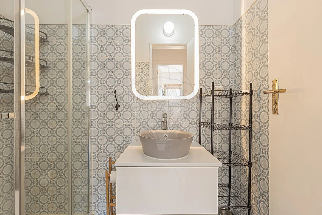 Apartamento T3 para Venda em Laranjeiro e Feijó Foto 26