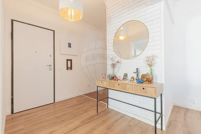 Apartamento T3 para Venda em Laranjeiro e Feijó
