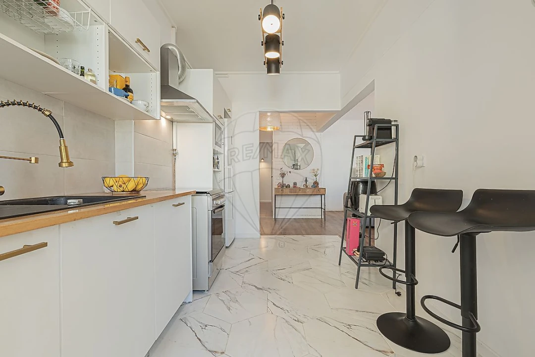 Apartamento T3 para Venda em Laranjeiro e Feijó Foto 12