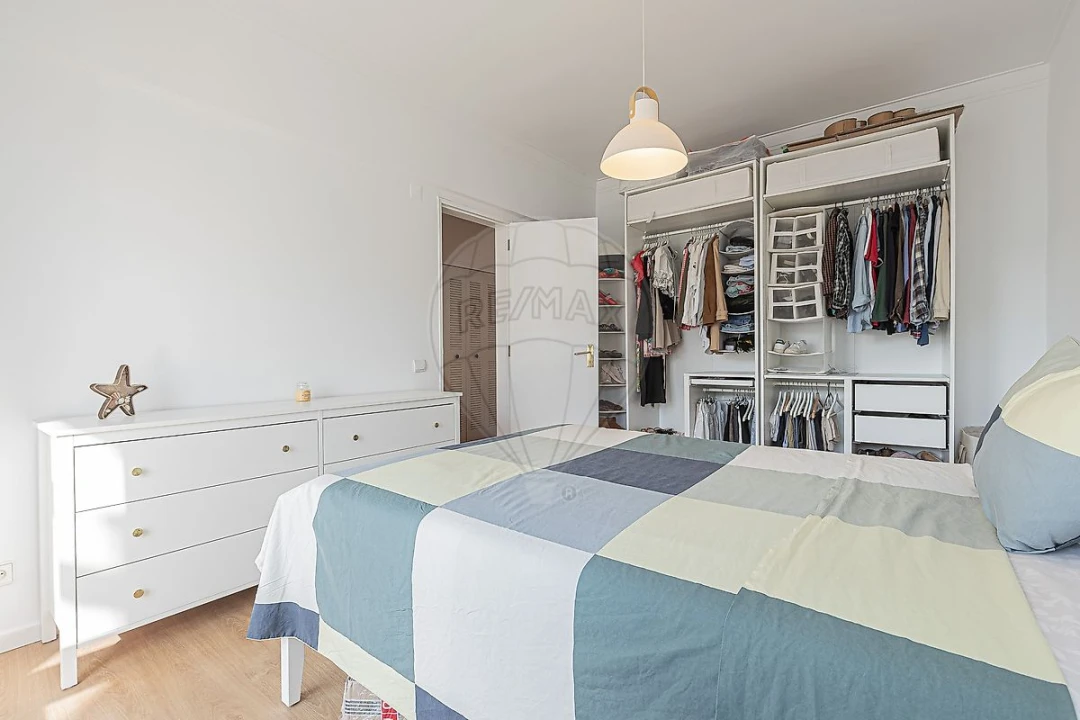 Apartamento T3 para Venda em Laranjeiro e Feijó Foto 23
