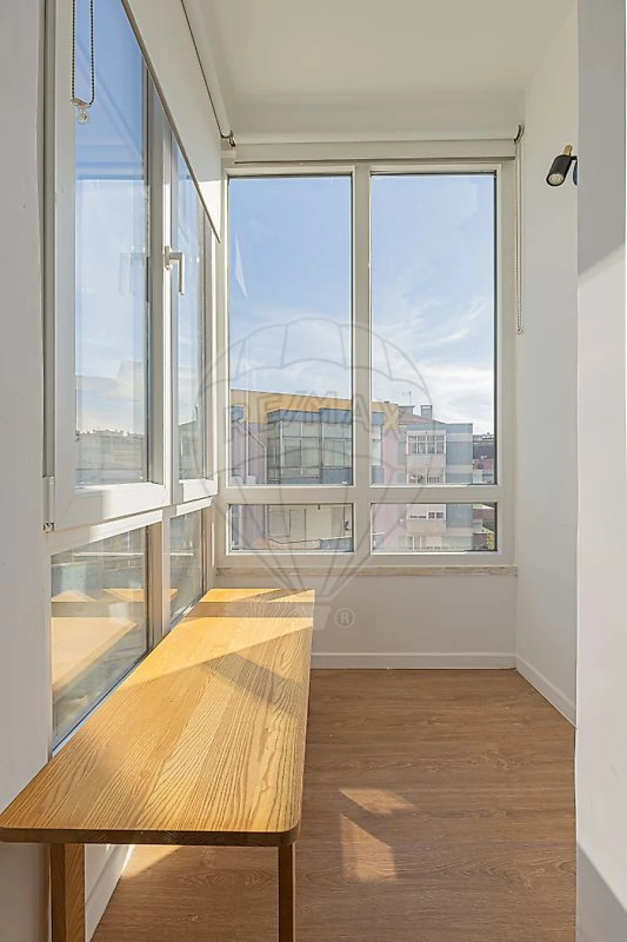 Apartamento T3 para Arrendamento em Laranjeiro e Feijó Foto 25