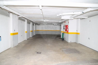Apartamento T3 para Venda em Alverca do Ribatejo e Sobralinho