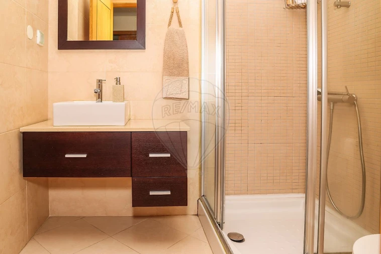 Apartamento T3 para Venda em Alverca do Ribatejo e Sobralinho Foto 3