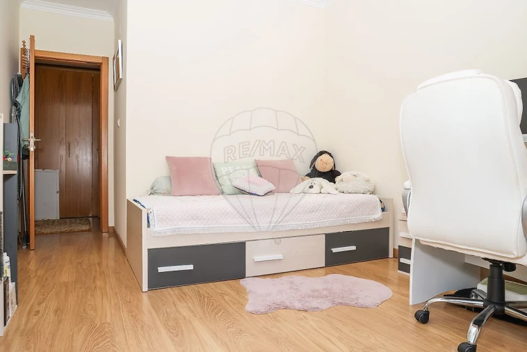 Apartamento T3 para Venda em Alverca do Ribatejo e Sobralinho Foto 14