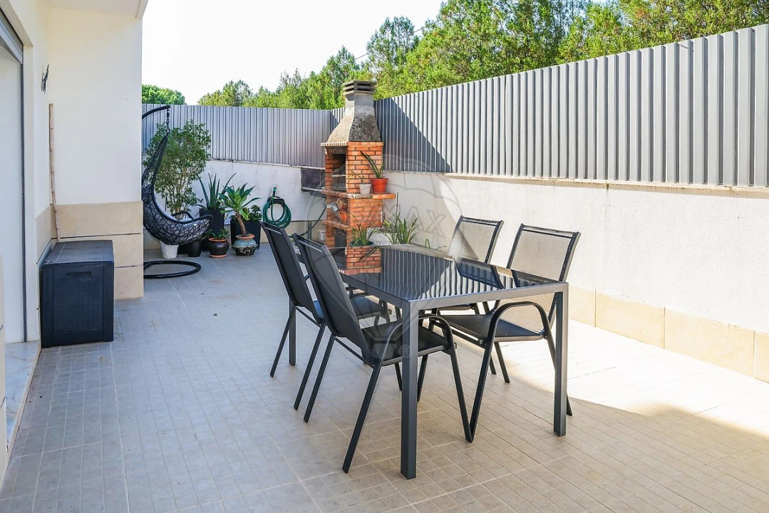 Apartamento T3 para Venda em Alverca do Ribatejo e Sobralinho Foto 23
