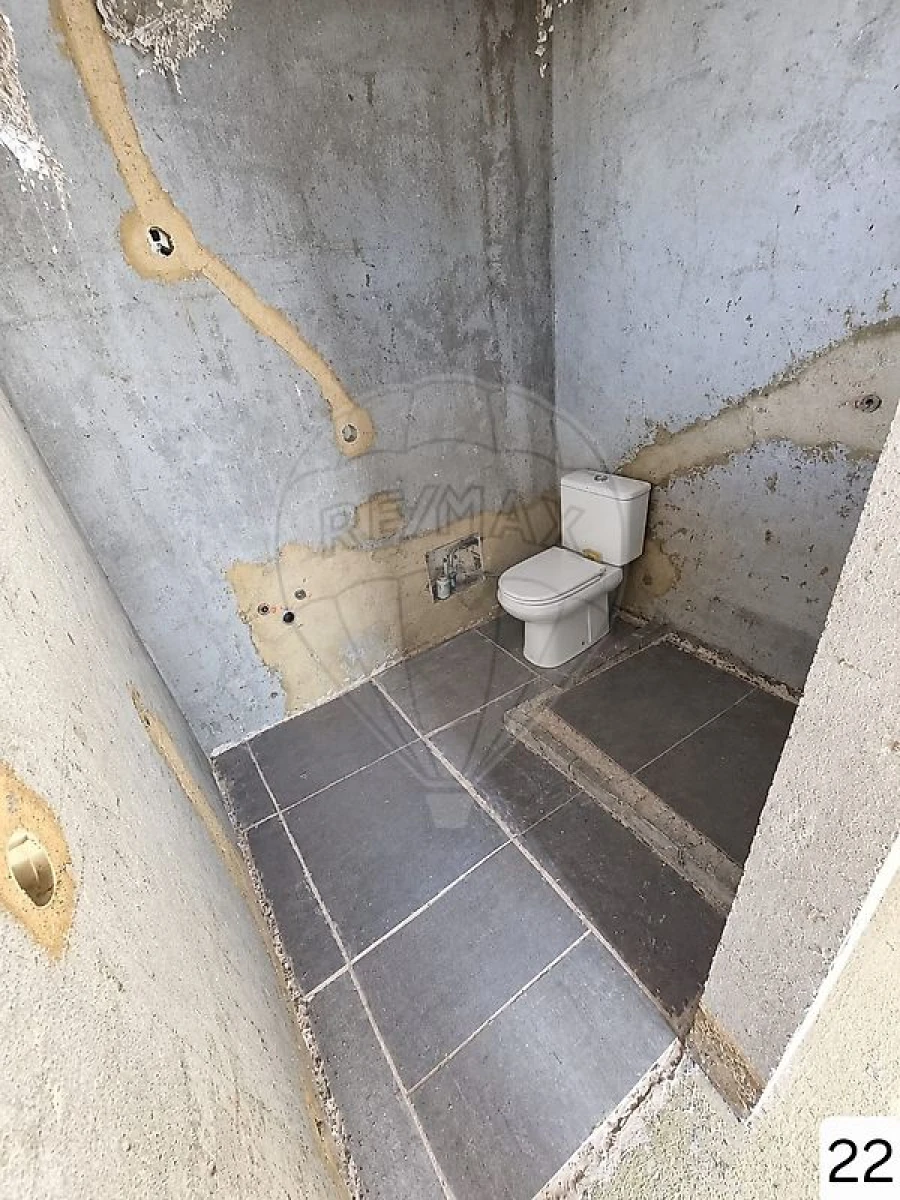 Moradia T7 para Venda em São Bernardo Foto 20