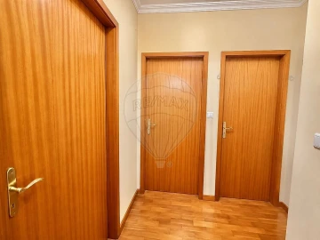 Apartamento T2 para Venda em Campo e Sobrado